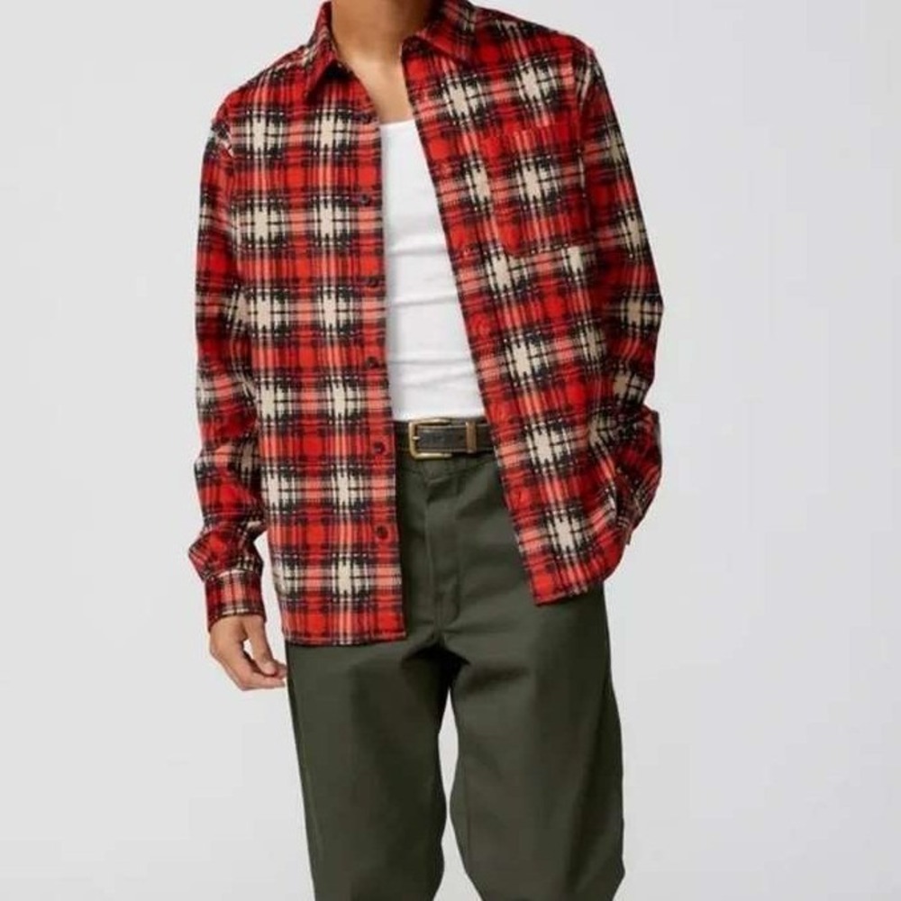 Urban‎ Outfitters BDG Evan Red Plaid Corduroy Button Down Shirt Mens Medium